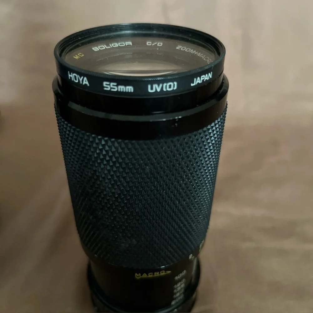SOLIGOR 80-200mm F4.5 Multicoated Zoom+Macro C/D Auto Lens F Mount w/case